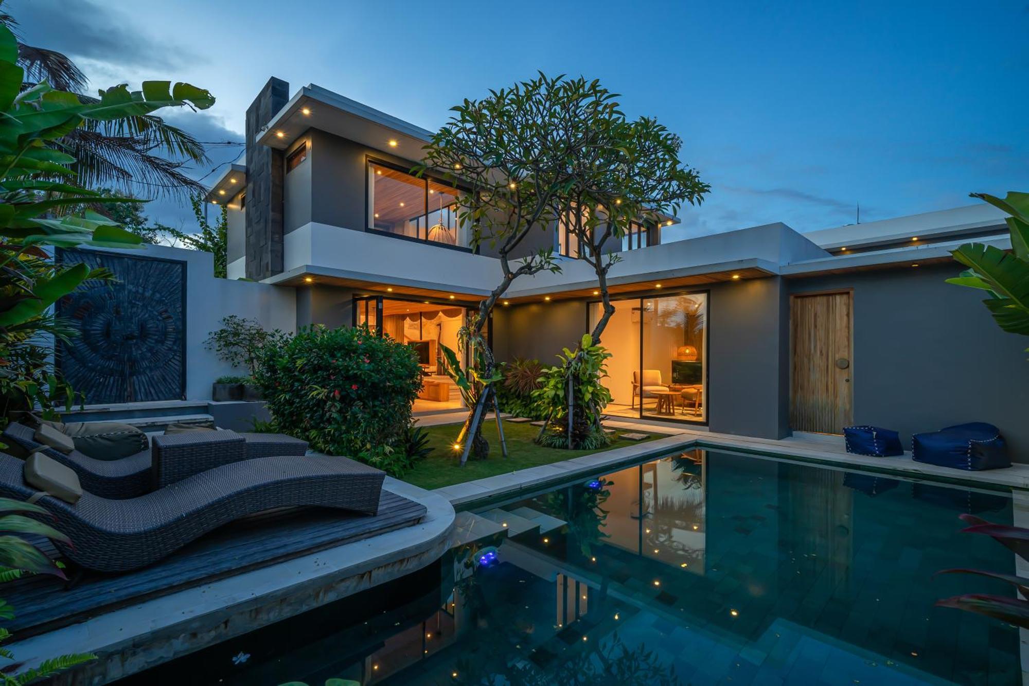 Villa Arunika - Stylish Tropical 2Br Villa Close To Nyanyi Beach! Selemadeg Eksteriør billede