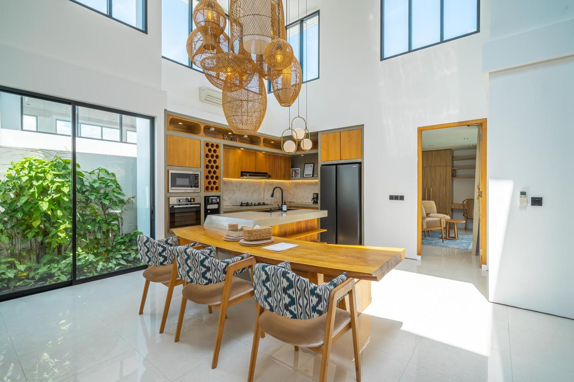 Villa Arunika - Stylish Tropical 2Br Villa Close To Nyanyi Beach! Selemadeg Eksteriør billede