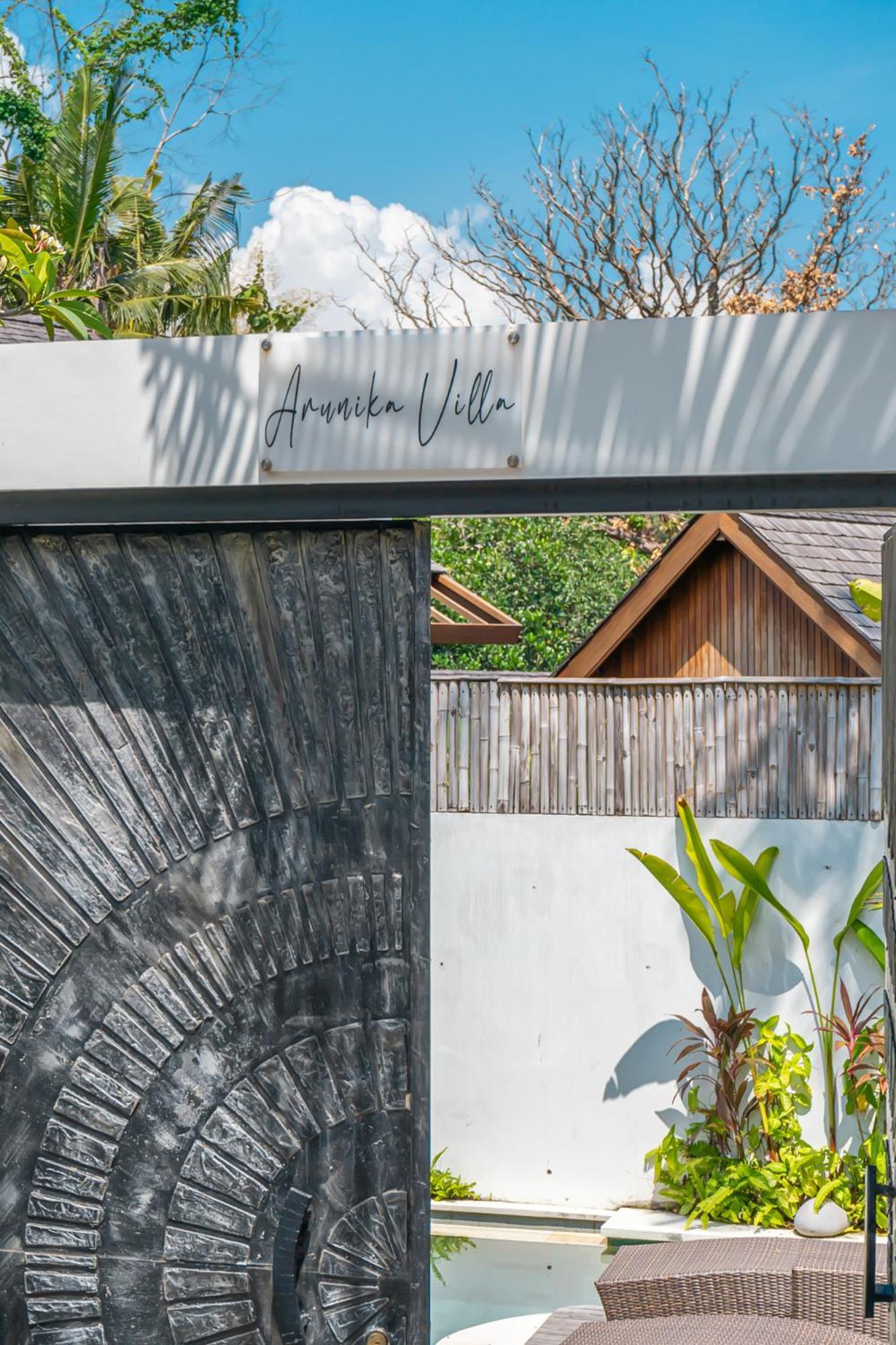 Villa Arunika - Stylish Tropical 2Br Villa Close To Nyanyi Beach! Selemadeg Eksteriør billede