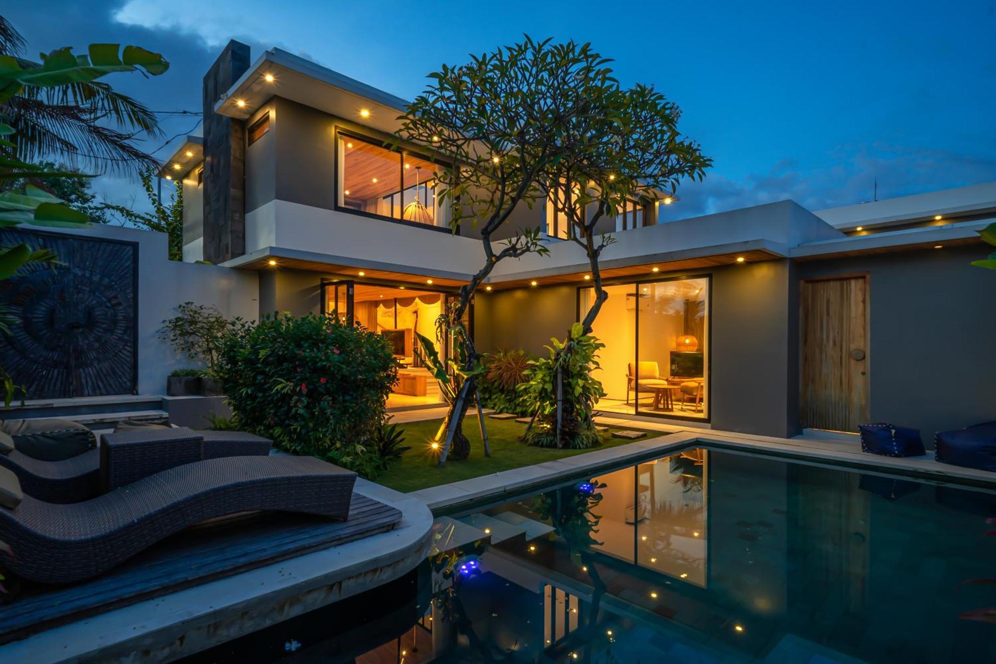 Villa Arunika - Stylish Tropical 2Br Villa Close To Nyanyi Beach! Selemadeg Eksteriør billede